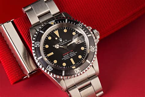 rolex submariner blue vs black|Rolex 1680 red submariner years.